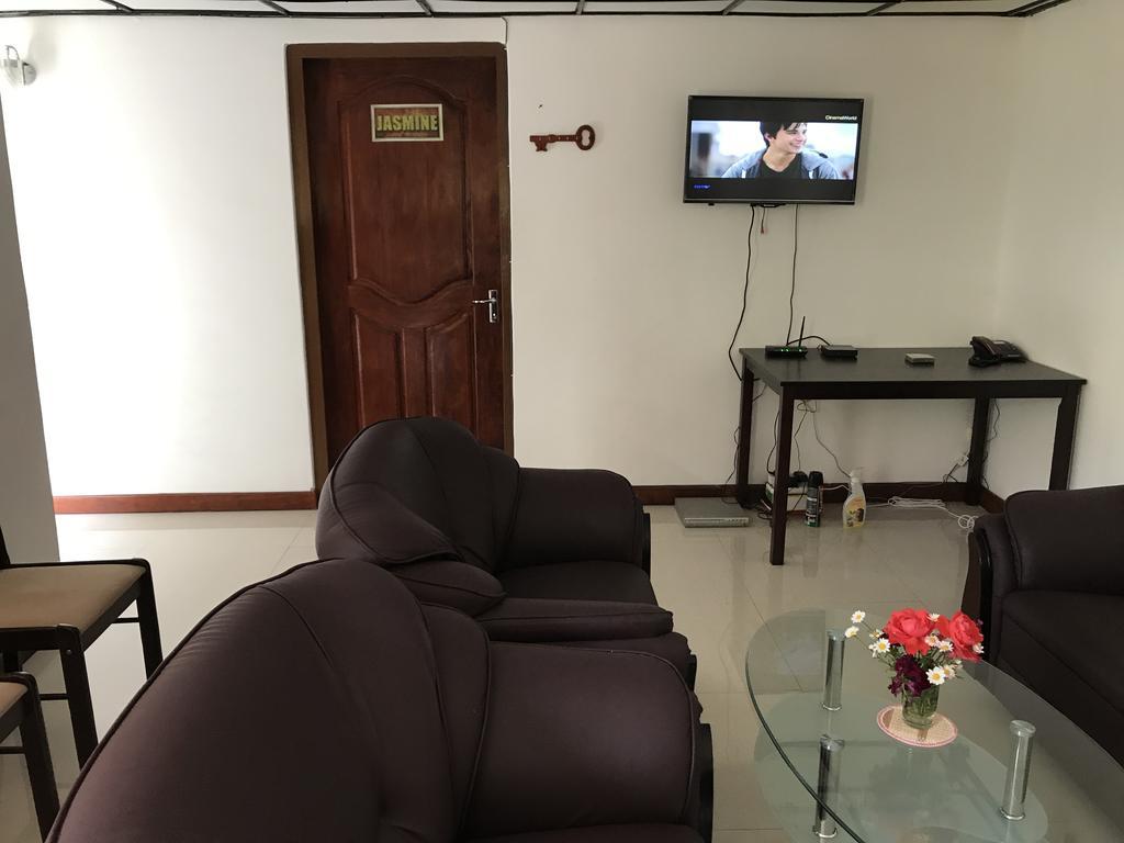 Aerizo Bungalow & Tours Нувара-Элия Экстерьер фото